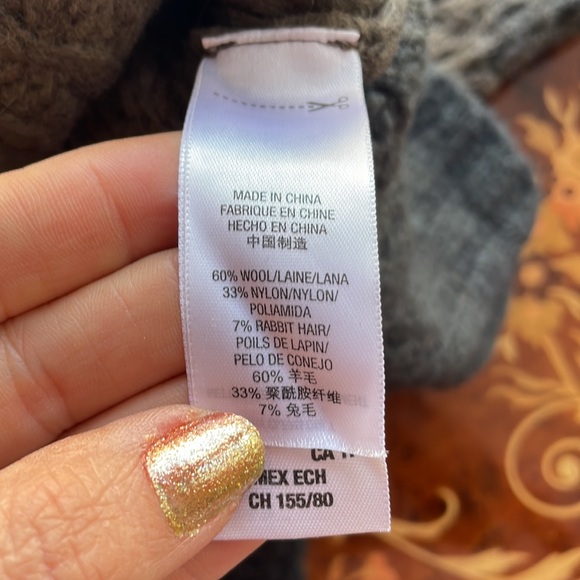 BIRD by JUICY COUTURE szS wool & rabbit button back crop cardigan sweater ombré - Picture 6 of 6